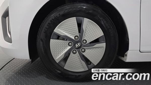 Hyundai IONIQ 2020, фото 5