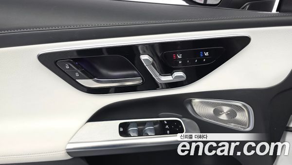 Mercedes-Benz GLC 2024, фото 30