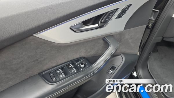 Audi Q7 2022, фото 29