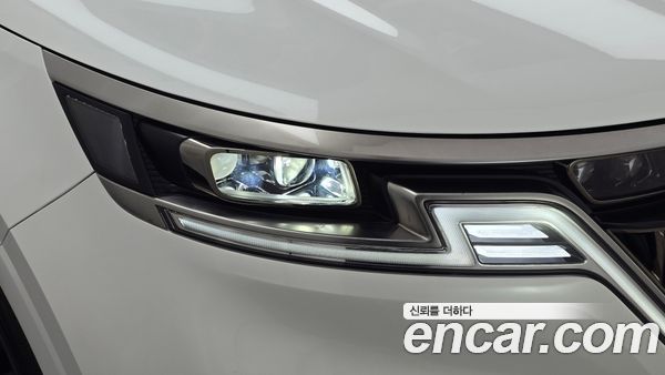Kia Carnival 2023, фото 8