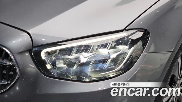 Mercedes-Benz E-Class 2021, фото 7