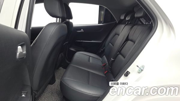 Kia Picanto 2023, фото 16