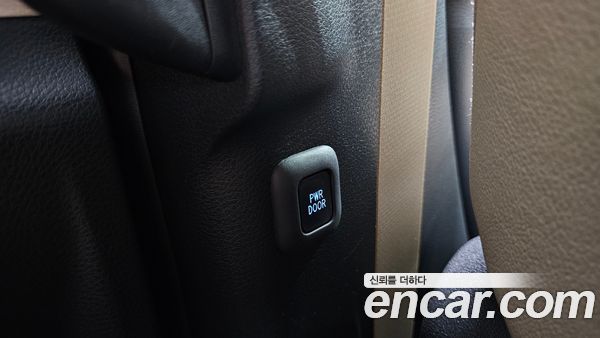 Toyota Sienna 2023, фото 32