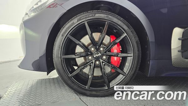 Kia Stinger 2022, фото 4