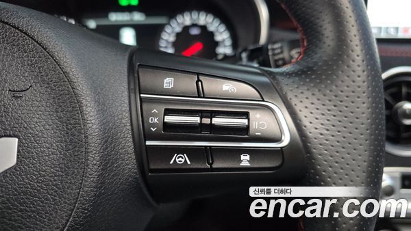 Kia Stinger 2022, фото 21