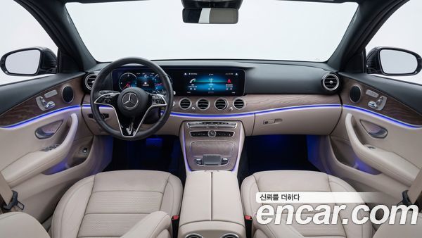 Mercedes-Benz E-Class 2023, фото 7
