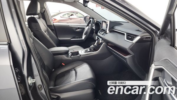 Toyota RAV4 2021, фото 16