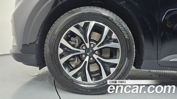 Kia Carnival 2021, фото 4