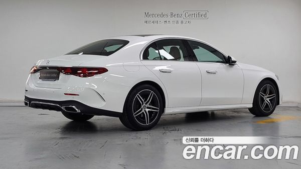 Mercedes-Benz E-Class 2026, фото 5