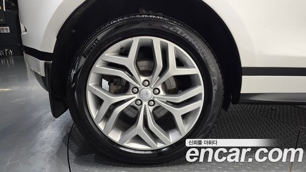 Land Rover Range Rover Evoque 2023, фото 5