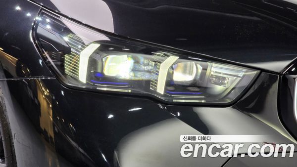 BMW 5 Series 2025, фото 8