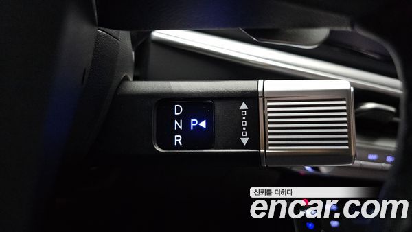Hyundai Grandeur 2023, фото 9