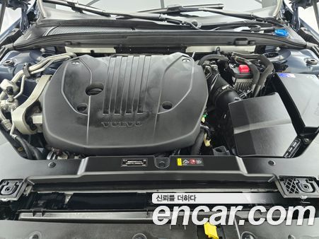 Volvo V60 2021, фото 6