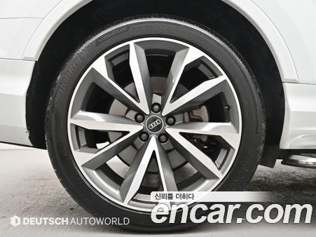 Audi Q7 2022, фото 5