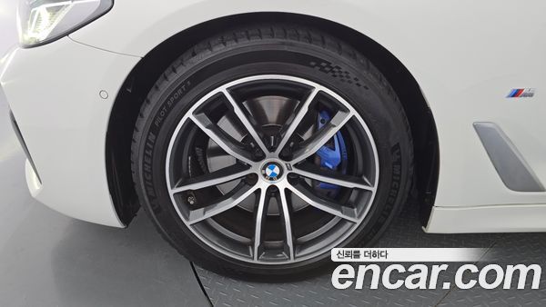 BMW 5 Series 2022, фото 4