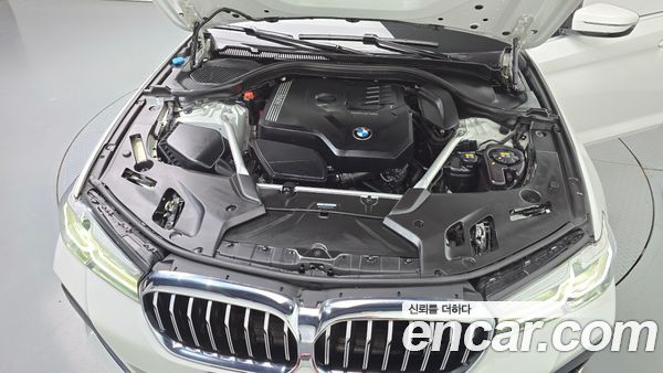 BMW 5 Series 2022, фото 5