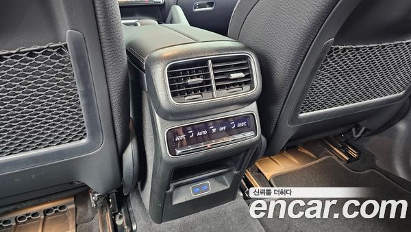 Mercedes-Benz GLE 2024, фото 31