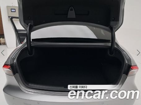 Hyundai Grandeur 2022, фото 17
