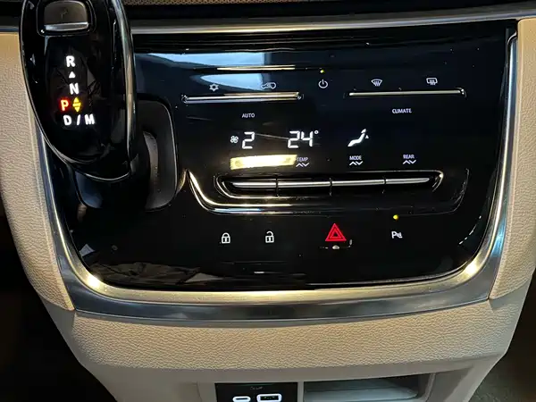 Buick GL8 2023, фото 28