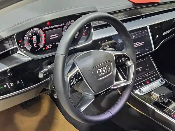 Audi A8 2022, фото 10