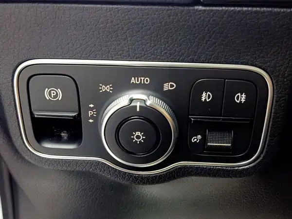 Mercedes-Benz GLA 2023, фото 13