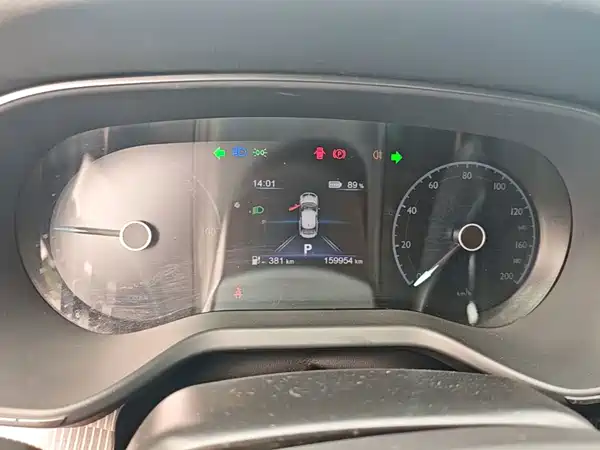 Hongqi E-QM5 2023, фото 7