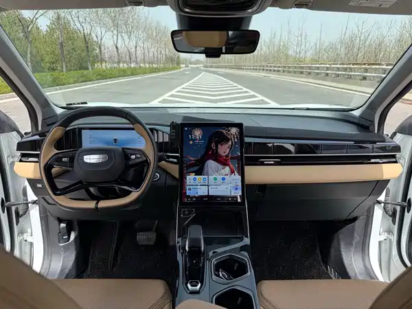 Geely Boyue L 2023, фото 6