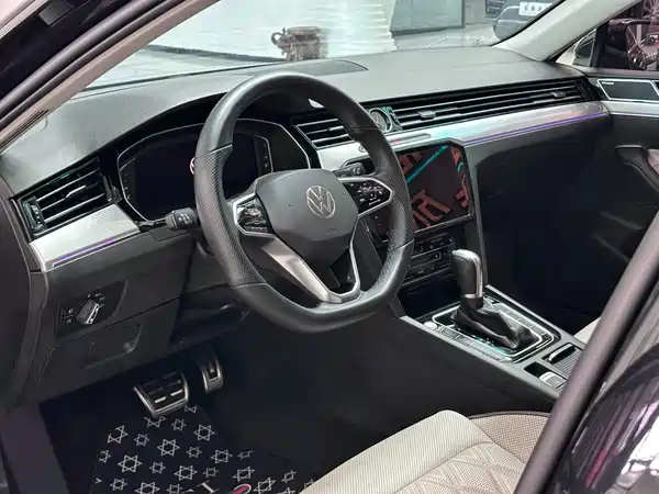 Volkswagen Magotan 2023, фото 5
