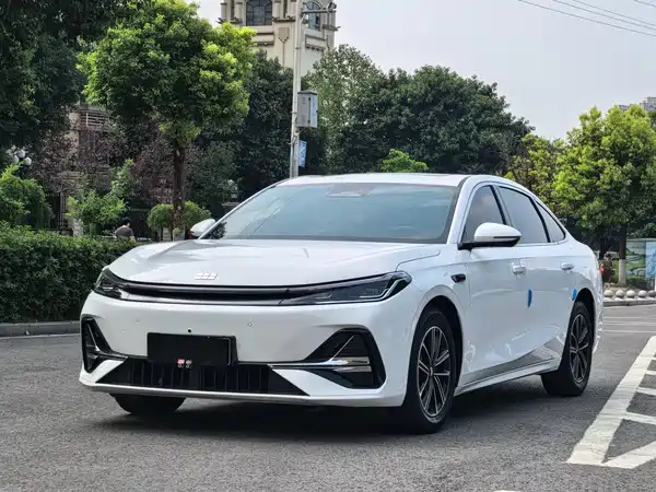 Geely Galaxy A7 2025
