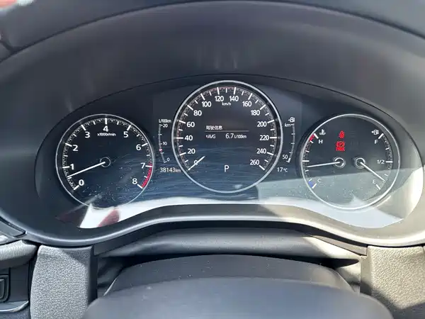 Mazda CX-30 2022, фото 10