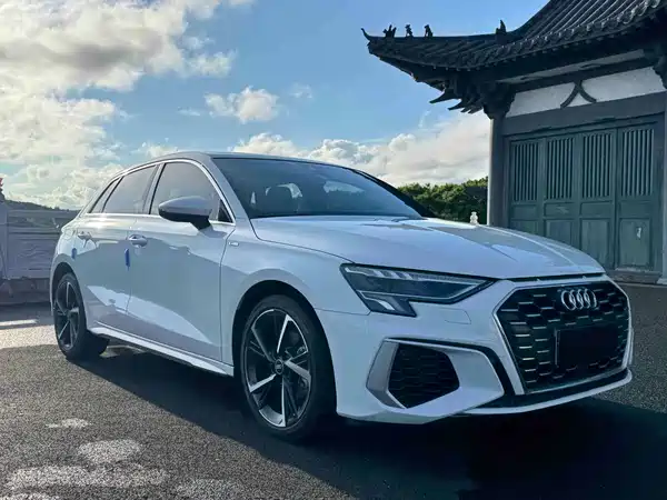 Audi A3 2022, фото 3
