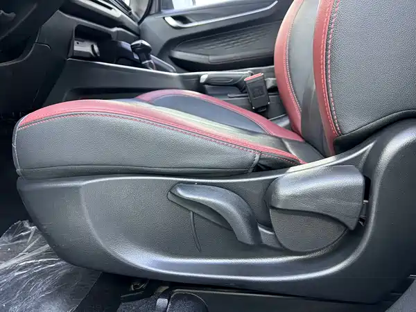 Geely Vision X3 2021, фото 9