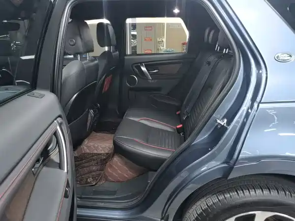 Land Rover Discovery Sport 2022, фото 16