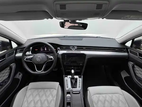 Volkswagen Magotan 2023, фото 11