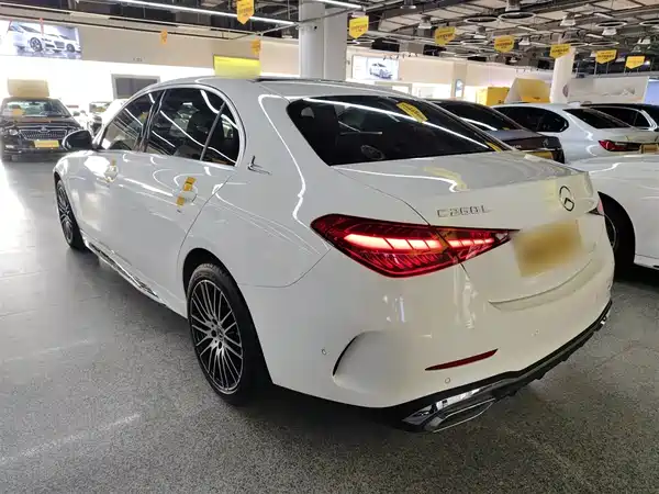 Mercedes-Benz C-Class 2023, фото 4
