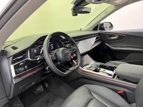 Audi Q8 2022, фото 16