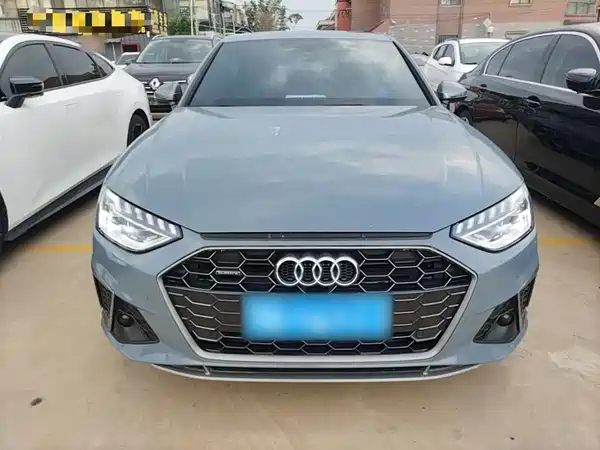 Audi A4L 2022, фото 2