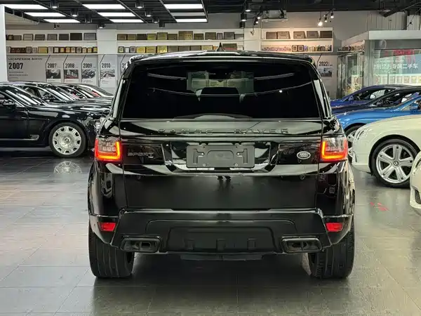 Land Rover Range Rover Sport 2022, фото 5