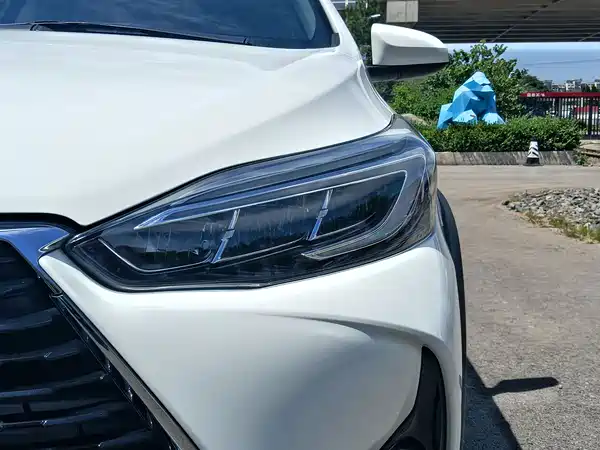 Toyota Yaris 2022, фото 3