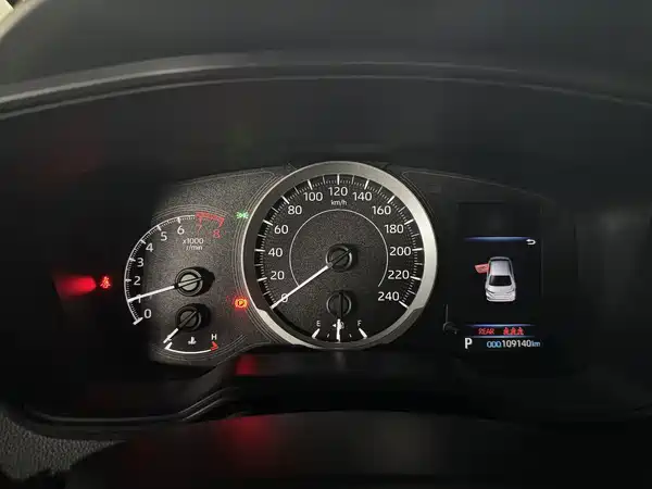 Toyota Corolla 2022, фото 7