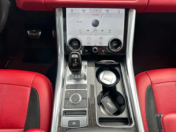 Land Rover Range Rover Sport 2022, фото 22