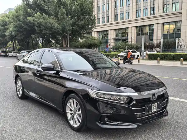Honda Accord 2022, фото 7