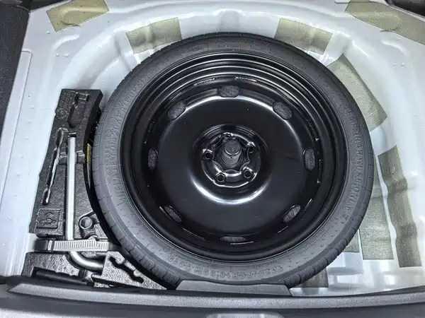 Audi A3 2023, фото 23