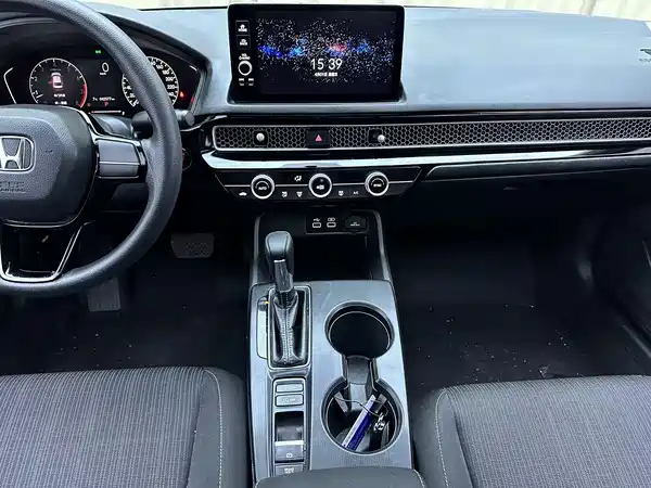 Honda Civic 2022, фото 15