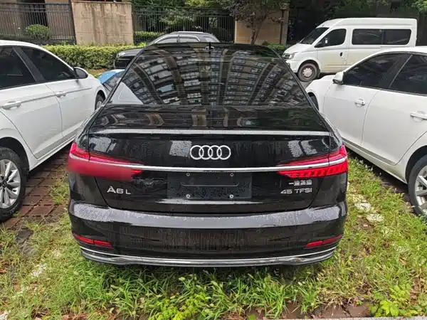 Audi A6L 2023, фото 5