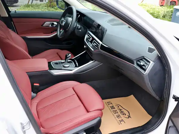 BMW 3 Series 2022, фото 9