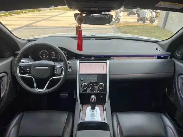 Land Rover Discovery Sport 2022, фото 7