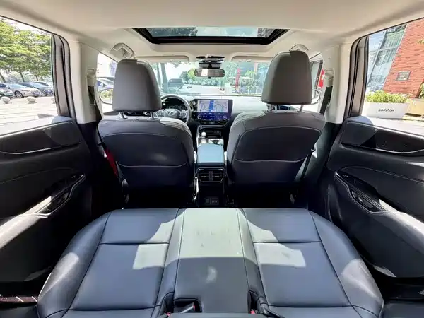 Lexus NX 2024, фото 14