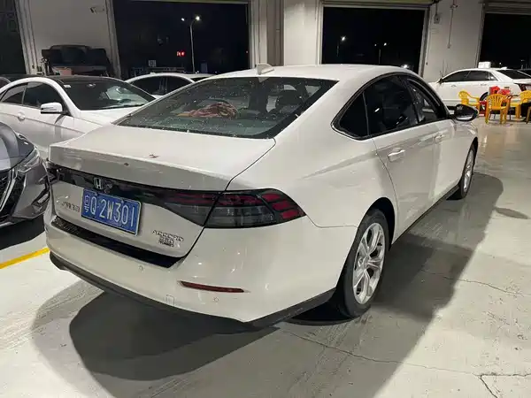 Honda Accord 2023, фото 2