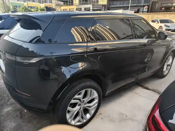 Land Rover Range Rover Evoque 2022, фото 6